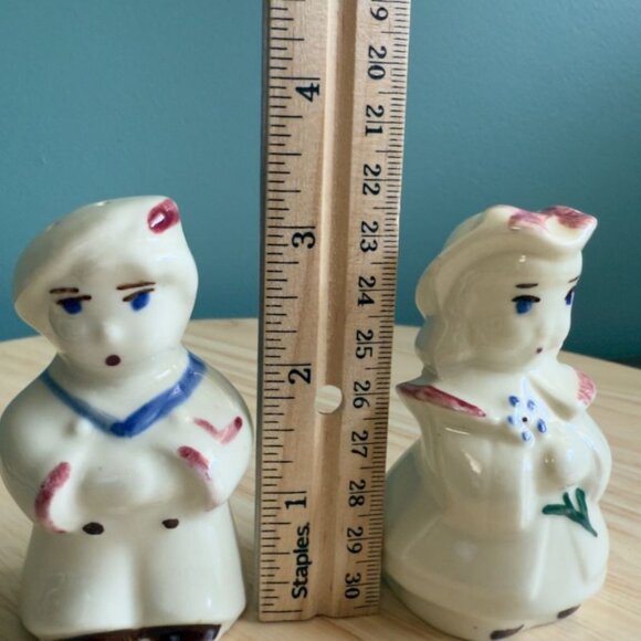 Vintage Shawnee 1930s Sailor Boy + Girl Ceramic Salt Pepper Shakers Set - Picture 7 of 9